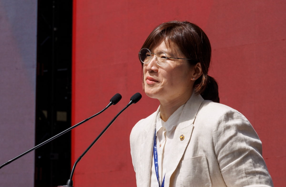 阿莫林：约罗能进大名单；更希望球迷们歌颂球员而不是歌颂我