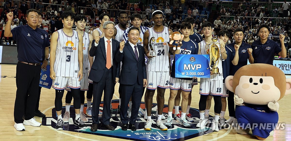 名记：兰德尔将在周四对阵公牛的比赛中迎来森林狼首秀